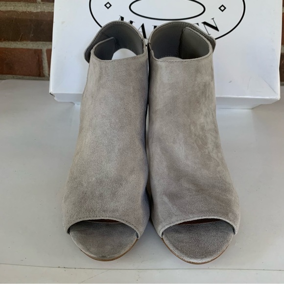 Steve Madden Nonstp Heel Grey Suede Block Heel Sandals Women’s Size US 6.5 M - Picture 3 of 10